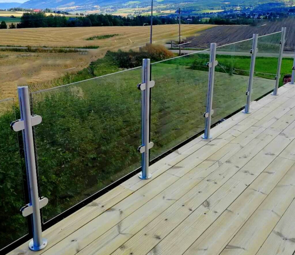 üveg és rozsdamentes acél